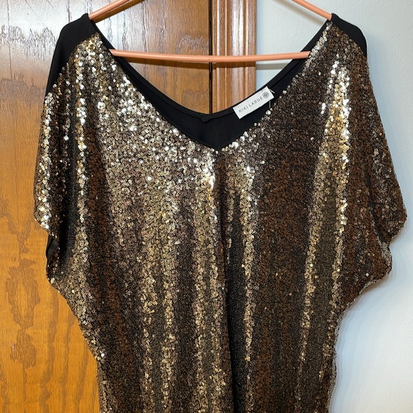 KIKI LARUE NWT Women’s Size Large Gold Black Sequin Holiday Top V-Neck “Crosby” - Picture 3 of 9